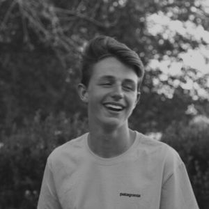 Meet your Posher, Cory